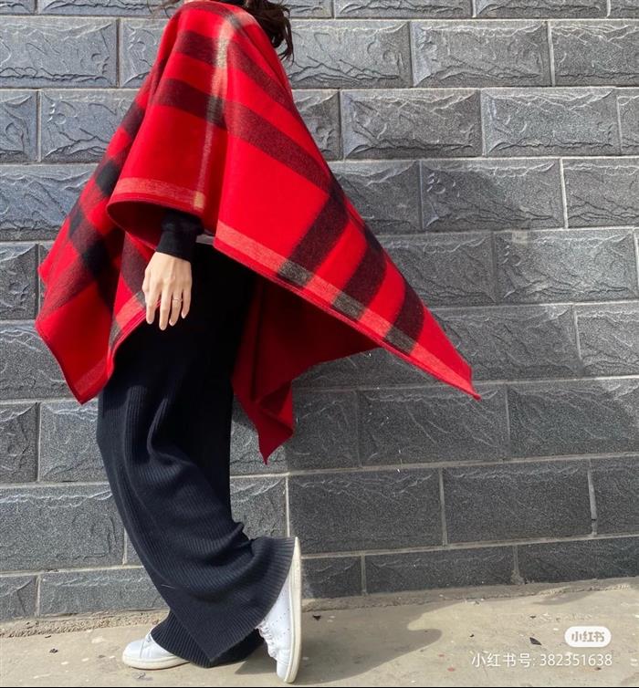 2026116111744375 100